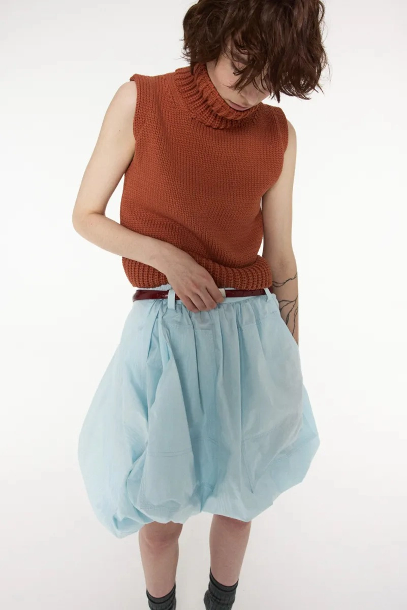 No. 21 Resort 2027 Makes Girly Dressing Feel Cooler And Less Precious