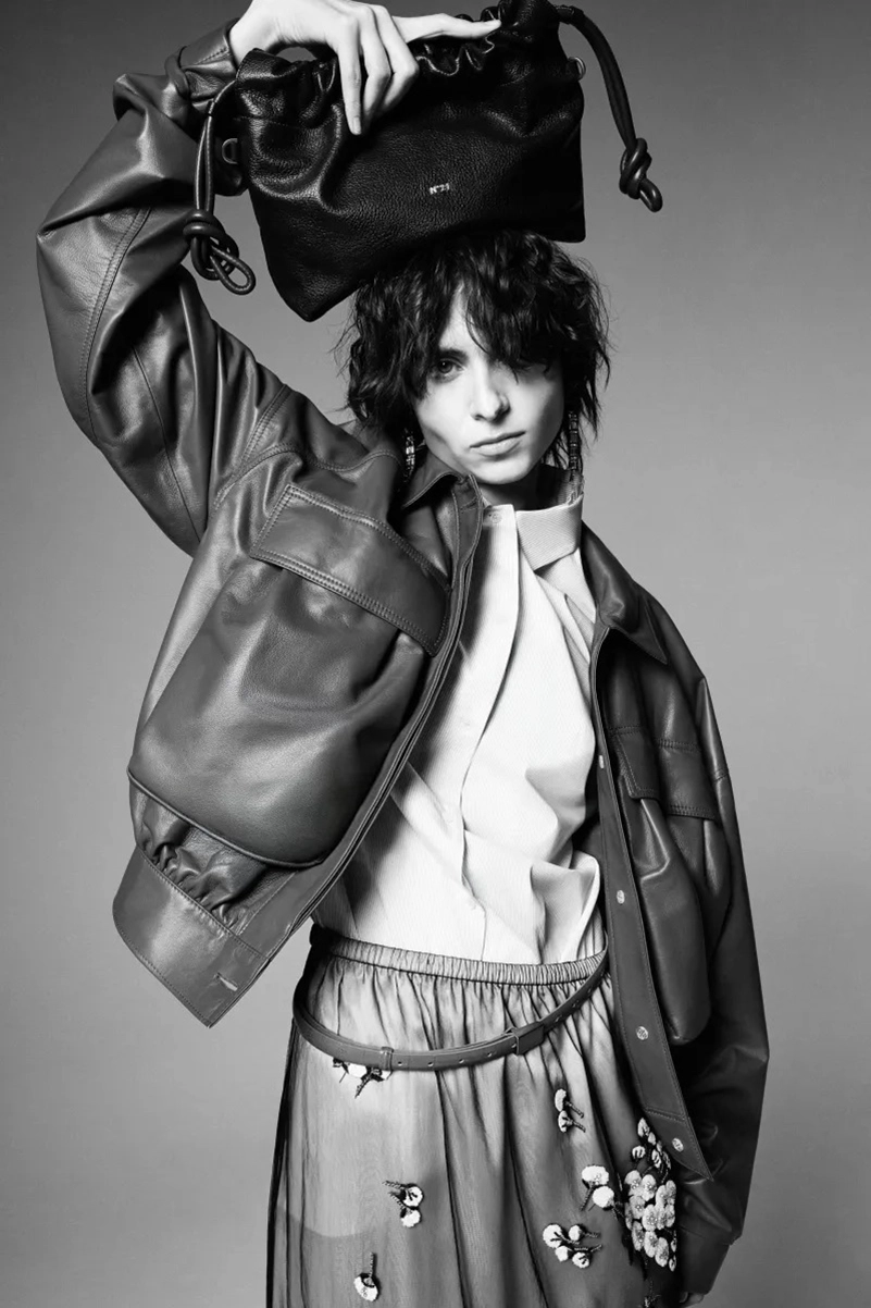 No. 21 Resort 2027 Makes Girly Dressing Feel Cooler And Less Precious