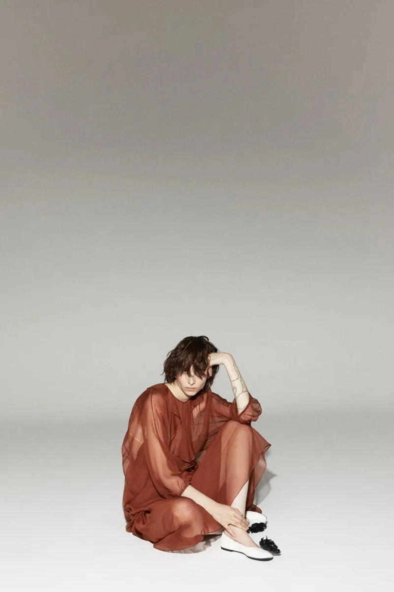 No. 21 Resort 2027 Makes Girly Dressing Feel Cooler And Less Precious