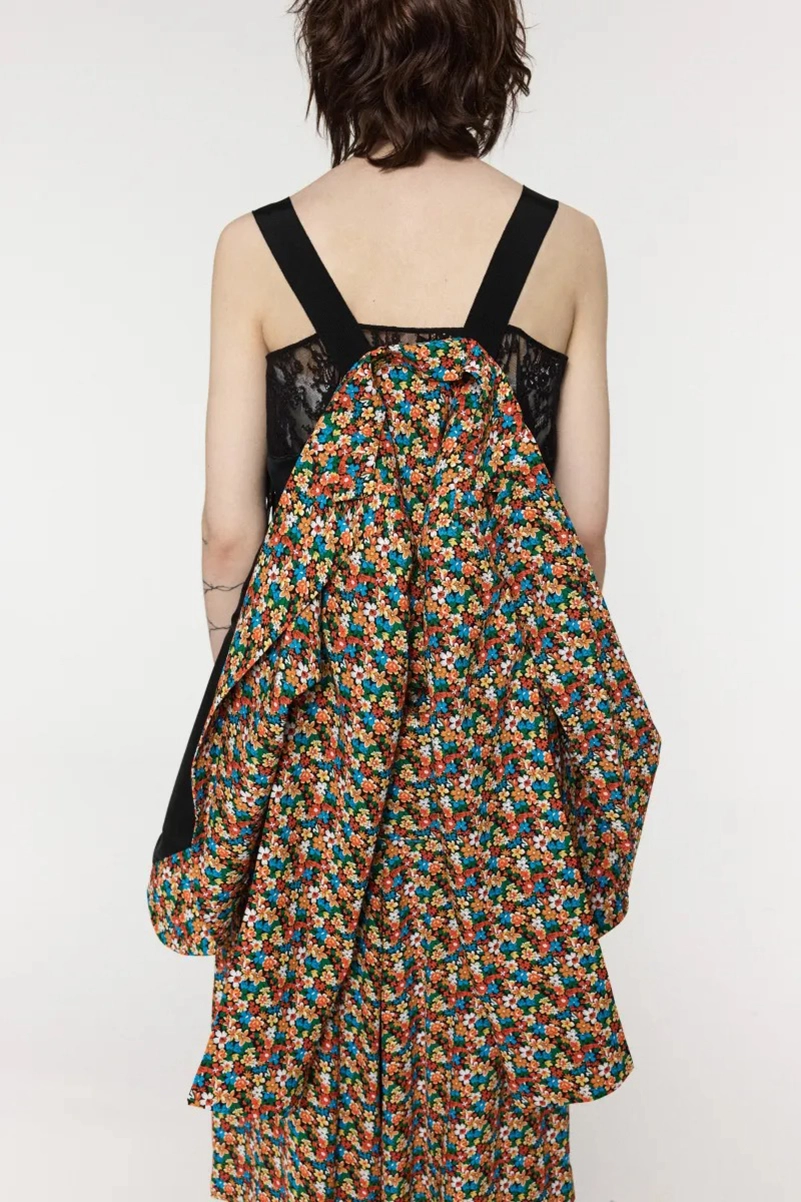 No. 21 Resort 2027 Makes Girly Dressing Feel Cooler And Less Precious