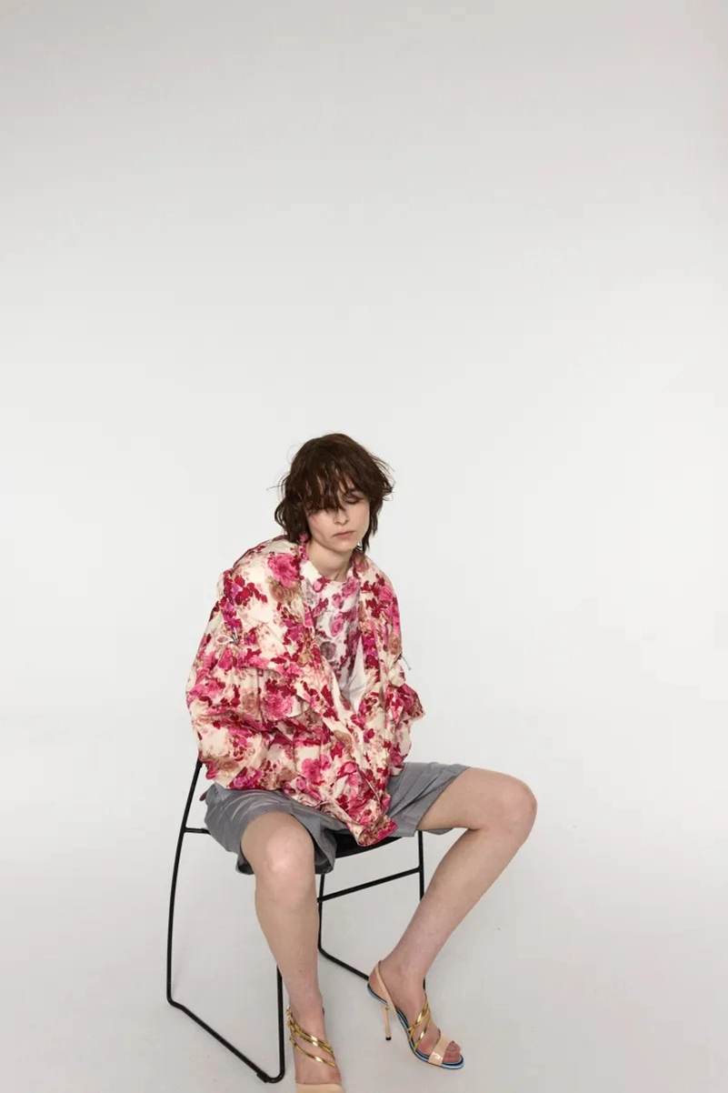 No. 21 Resort 2027 Makes Girly Dressing Feel Cooler And Less Precious