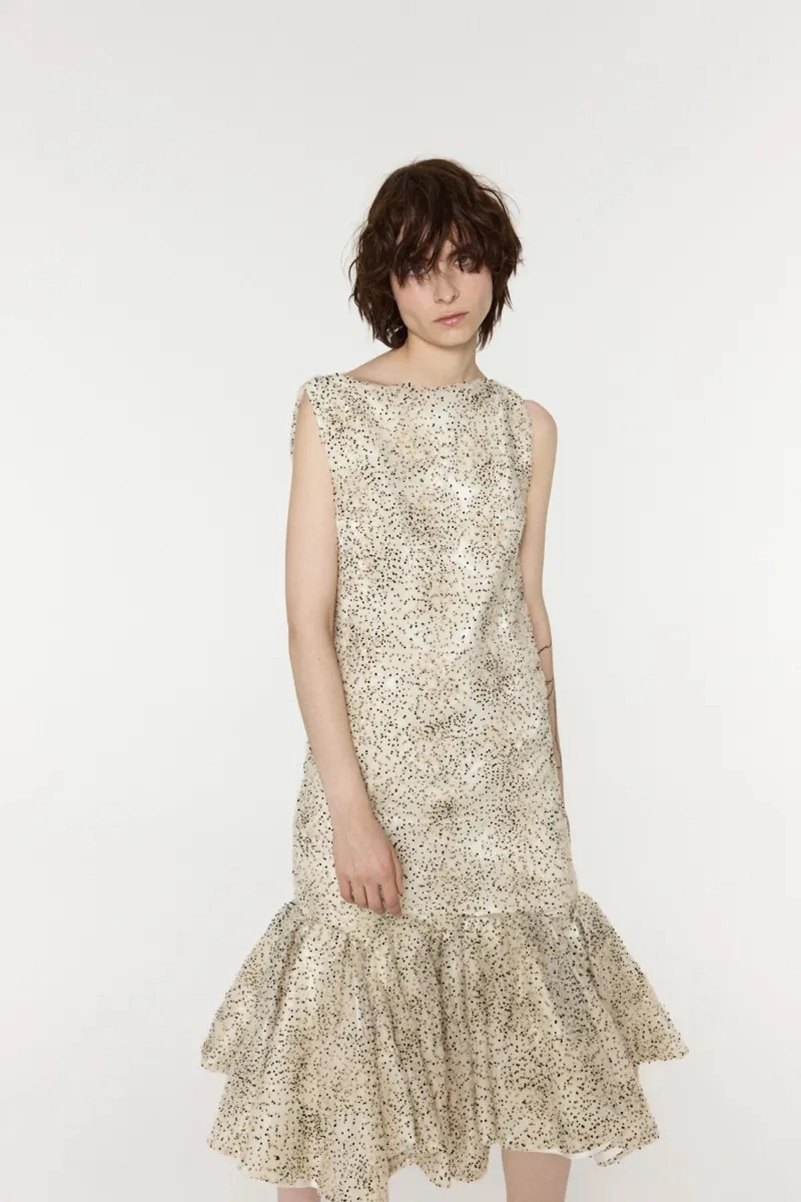 No. 21 Resort 2027 Makes Girly Dressing Feel Cooler And Less Precious