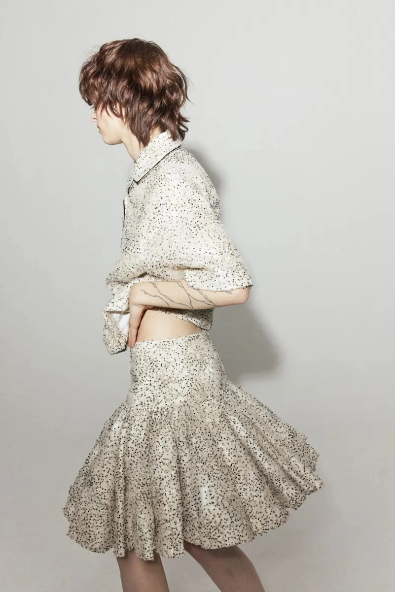 No. 21 Resort 2027 Makes Girly Dressing Feel Cooler And Less Precious