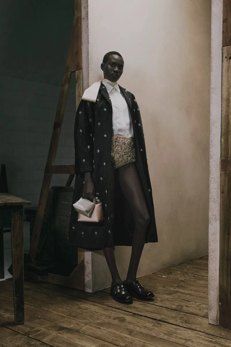 Erdem Resort 2027 Collection Channels Barbette Through Lace And Denim
