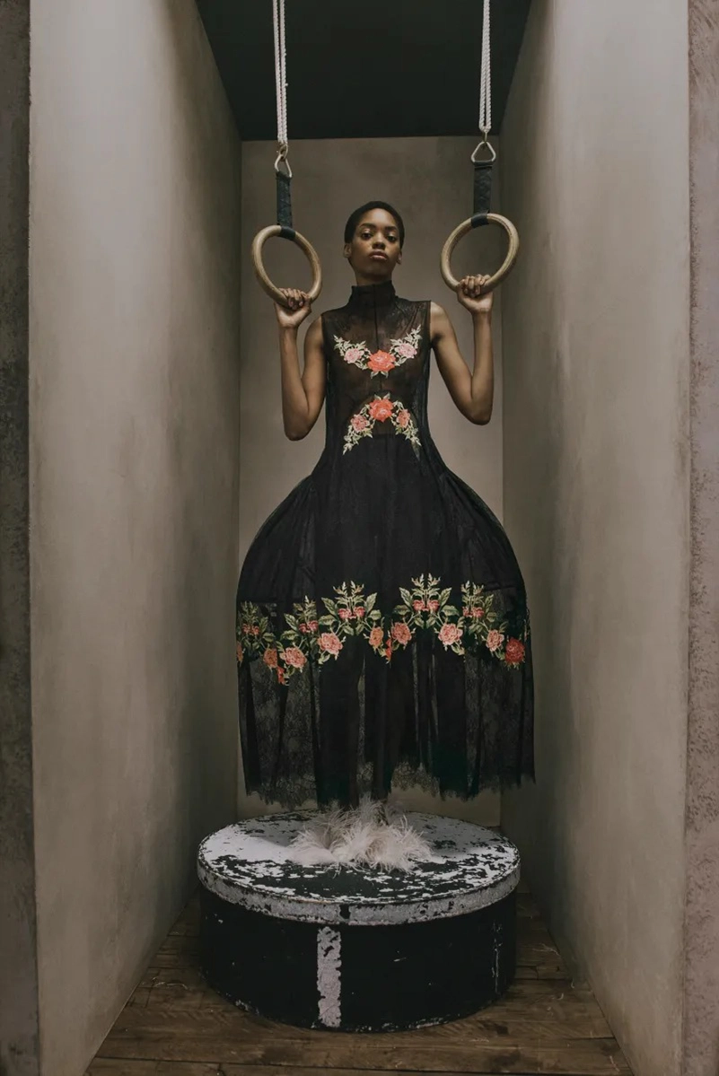 Erdem Resort 2027 Collection Channels Barbette Through Lace And Denim