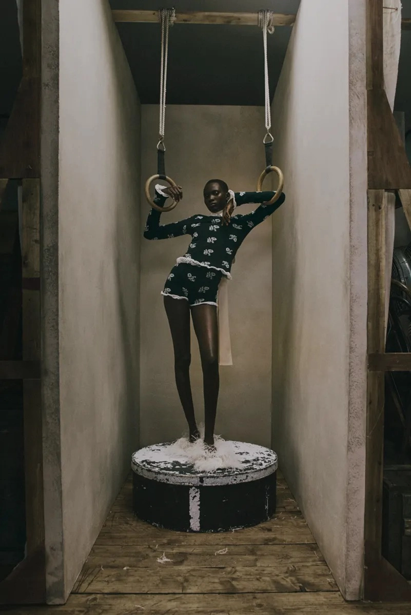 Erdem Resort 2027 Collection Channels Barbette Through Lace And Denim