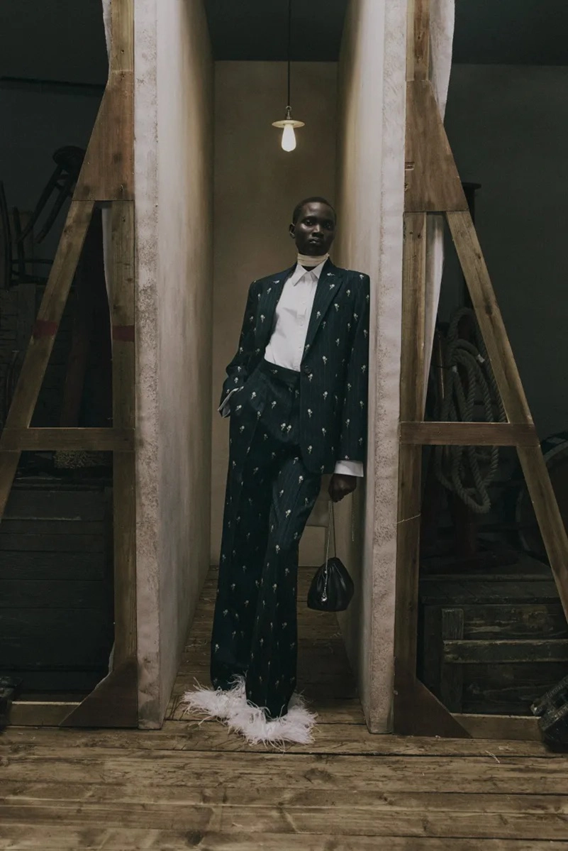 Erdem Resort 2027 Collection Channels Barbette Through Lace And Denim