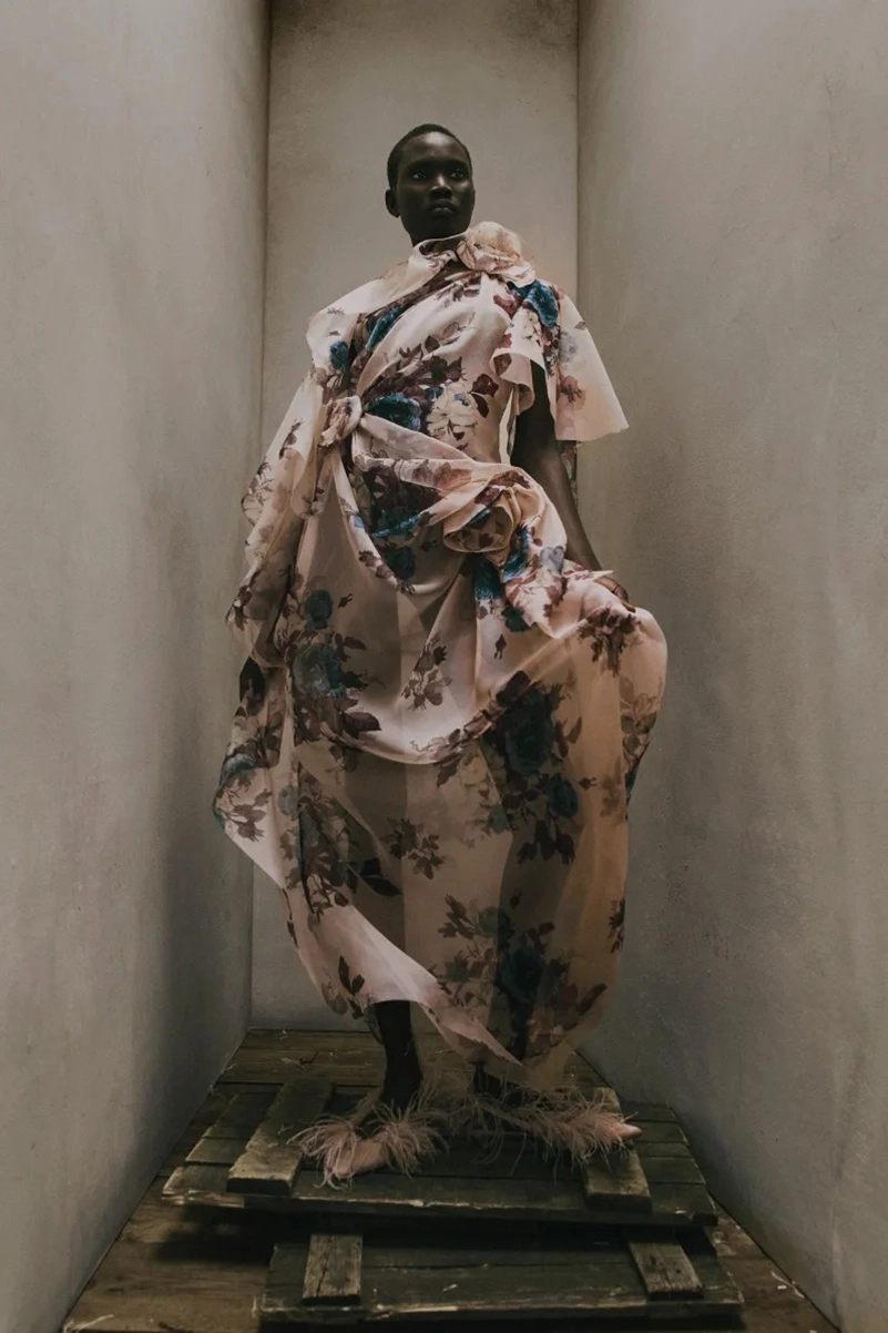 Erdem Resort 2027 Collection Channels Barbette Through Lace And Denim