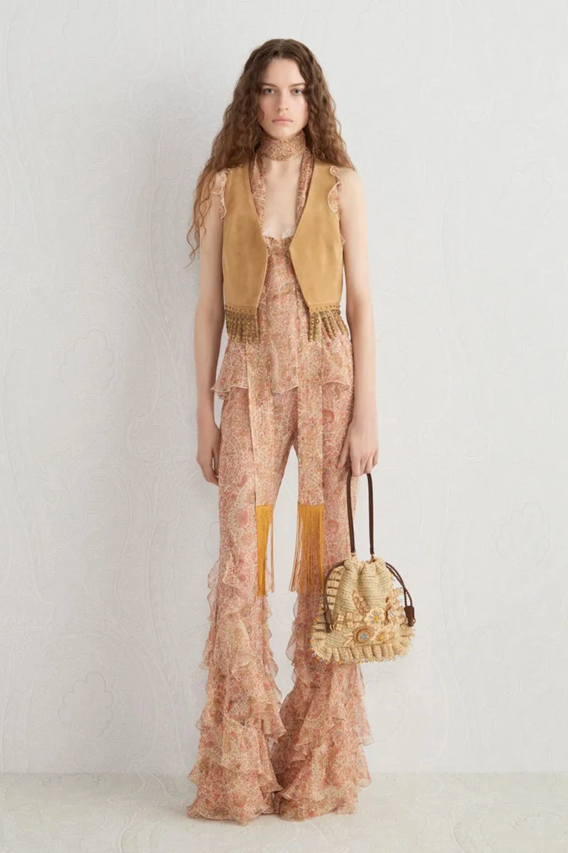 Etro Resort 2027 Collection Reworks Signature Styles For A Softer Travel Wardrobe