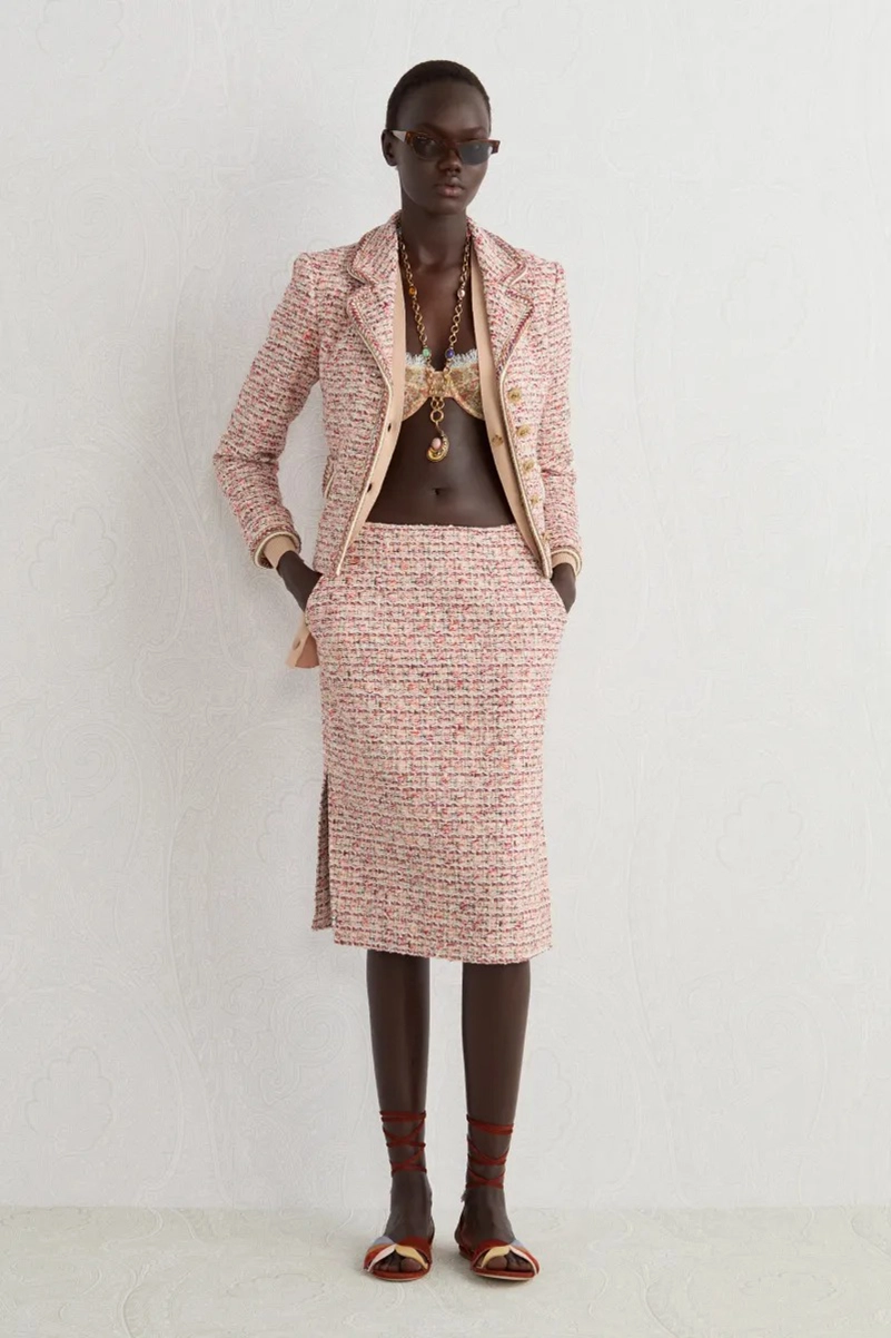 Etro Resort 2027 Collection Reworks Signature Styles For A Softer Travel Wardrobe