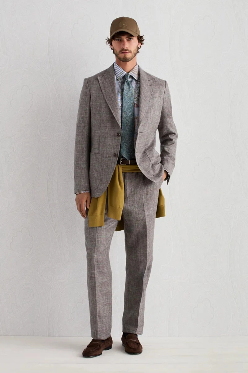 Etro Resort 2027 Collection Reworks Signature Styles For A Softer Travel Wardrobe