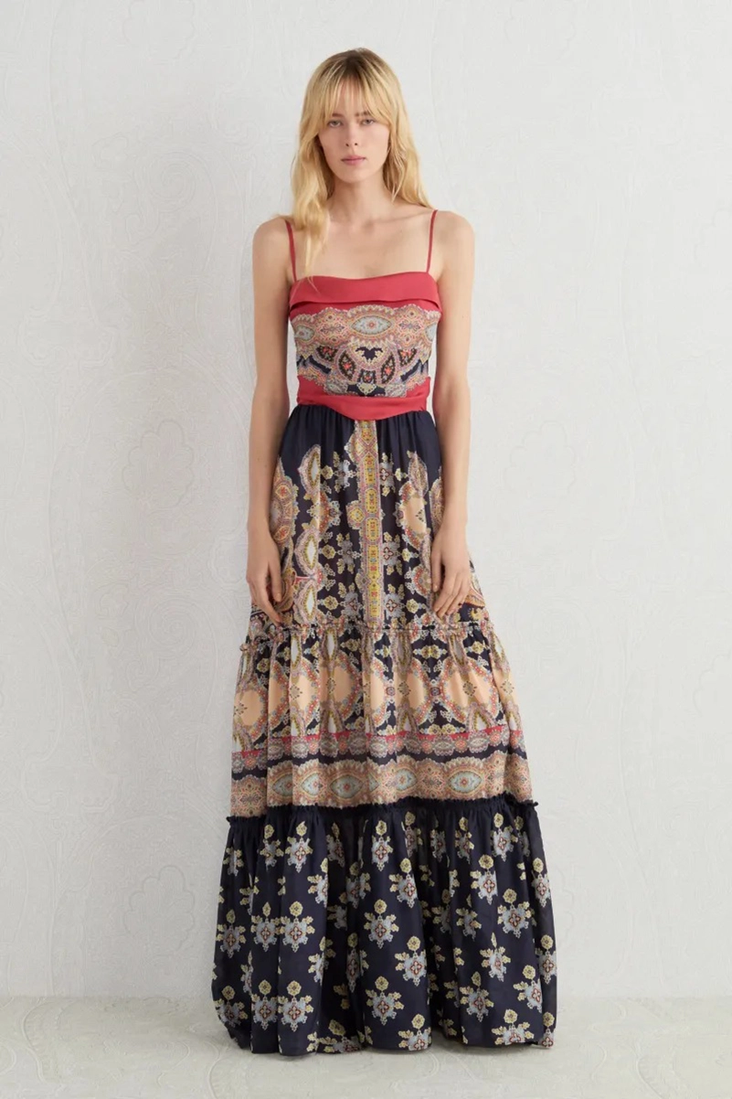 Etro Resort 2027 Collection Reworks Signature Styles For A Softer Travel Wardrobe