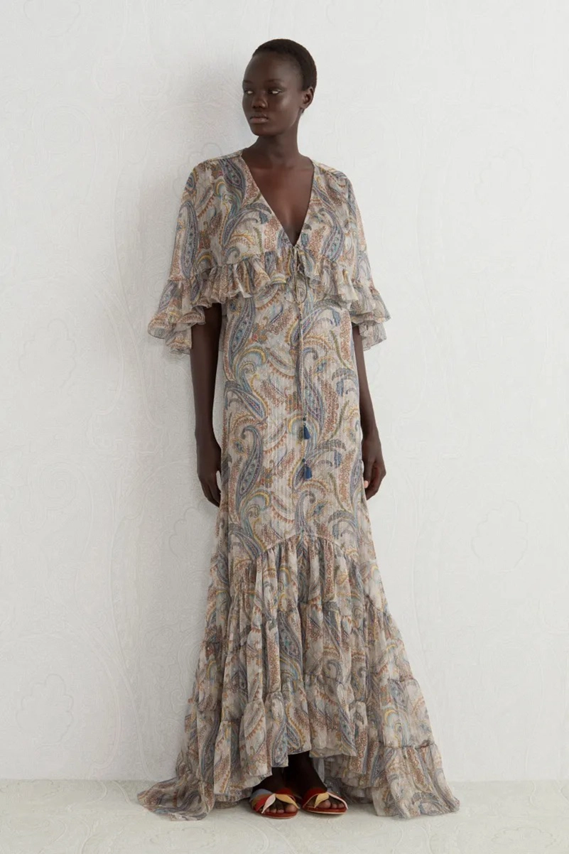 Etro Resort 2027 Collection Reworks Signature Styles For A Softer Travel Wardrobe
