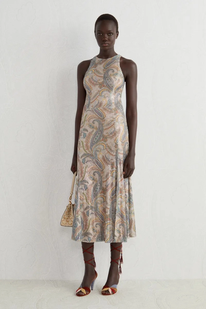 Etro Resort 2027 Collection Reworks Signature Styles For A Softer Travel Wardrobe