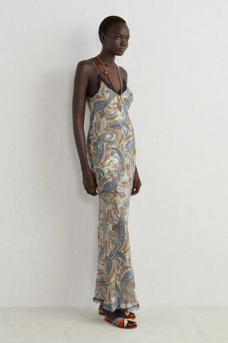 Etro Resort 2027 Collection Reworks Signature Styles For A Softer Travel Wardrobe