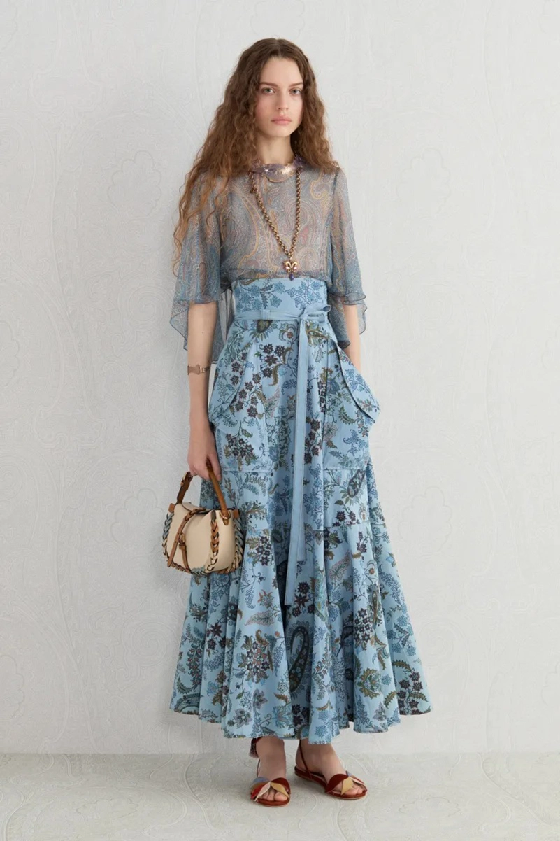 Etro Resort 2027 Collection Reworks Signature Styles For A Softer Travel Wardrobe