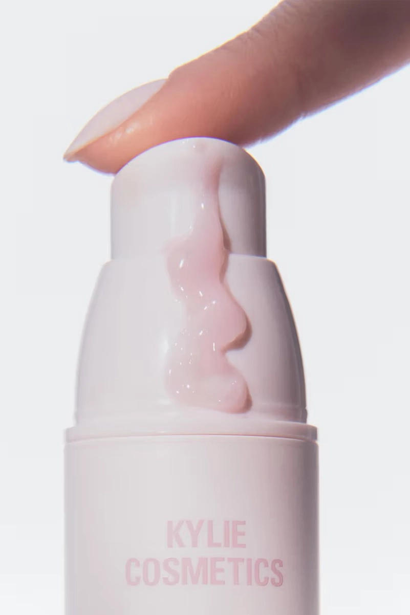 Kylie Cosmetics Natural Blur Brightening Powder Launches With Kylie Jenner In A Powder Dress