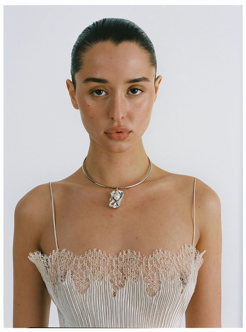 Heaven Mayhem Summer Charms Collection Turns The Solene Choker Into A Vacation Jewelry Staple Heaven Mayhem Summer Charms Collection Turns The Solene Choker Into A Vacation Jewelry Staple