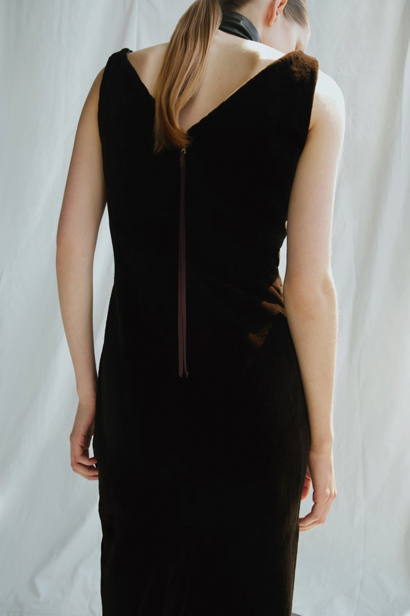 Adam Lippes Resort 2027 Puts Lace, Puffers, And Cashmere In Focus