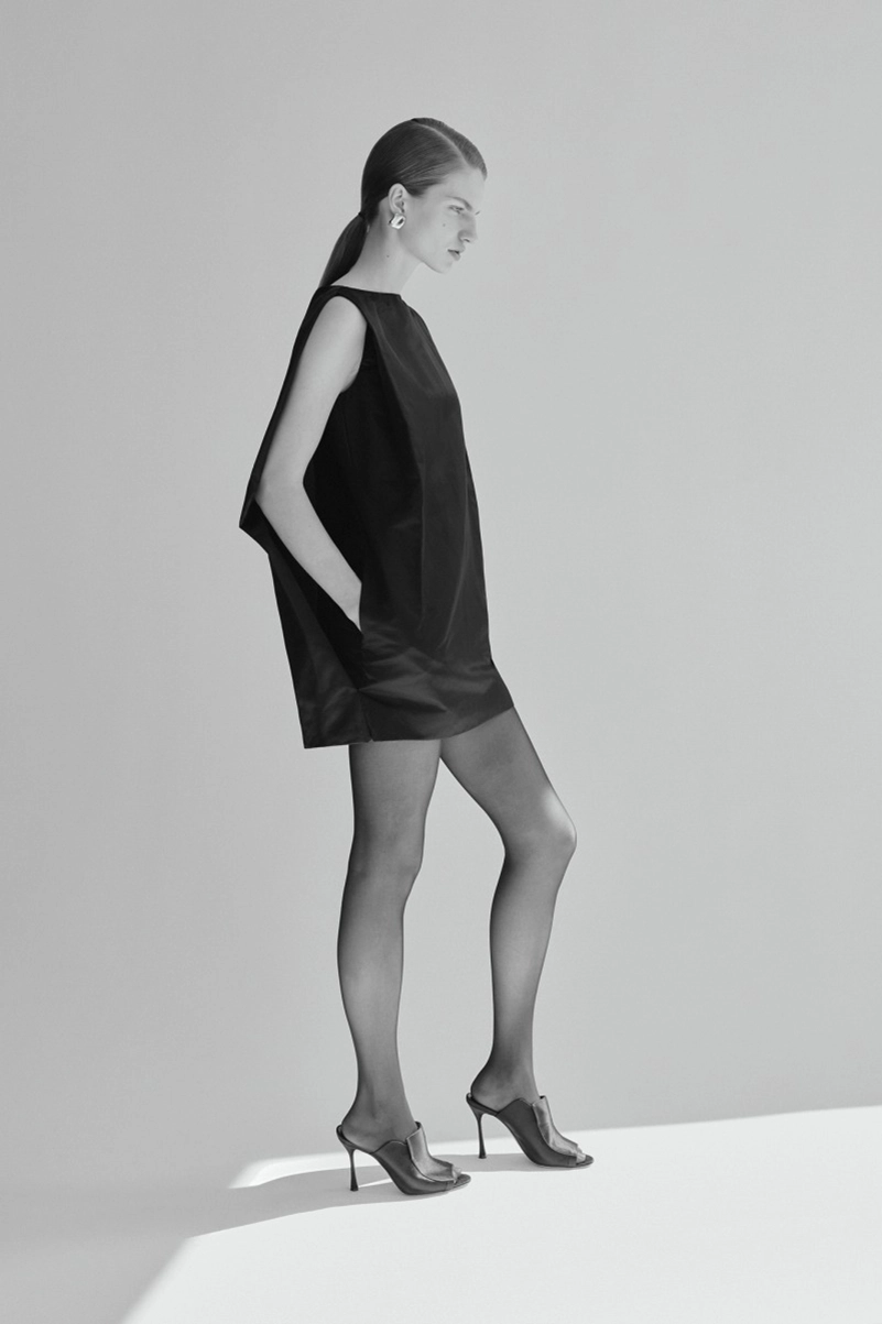 Adam Lippes Resort 2027 Puts Lace, Puffers, And Cashmere In Focus