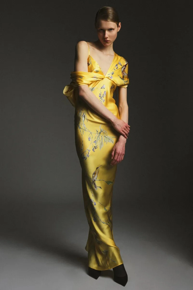 Alberta Ferretti Resort 2027 Makes The Dress The Main Event