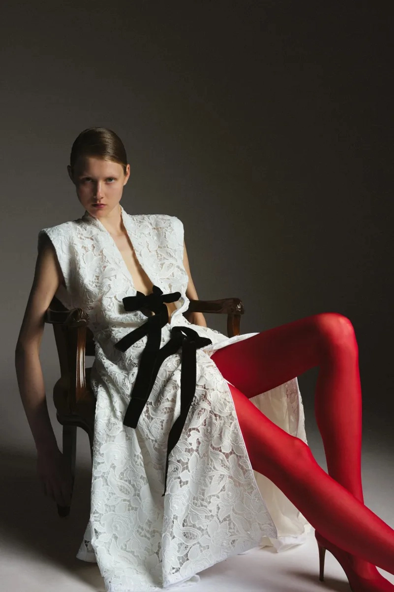 Alberta Ferretti Resort 2027 Makes The Dress The Main Event