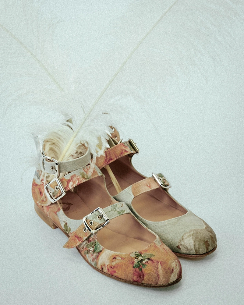 Vivienne Westwood The Spring Cherubs Gives Cherubs A Westwood Twist