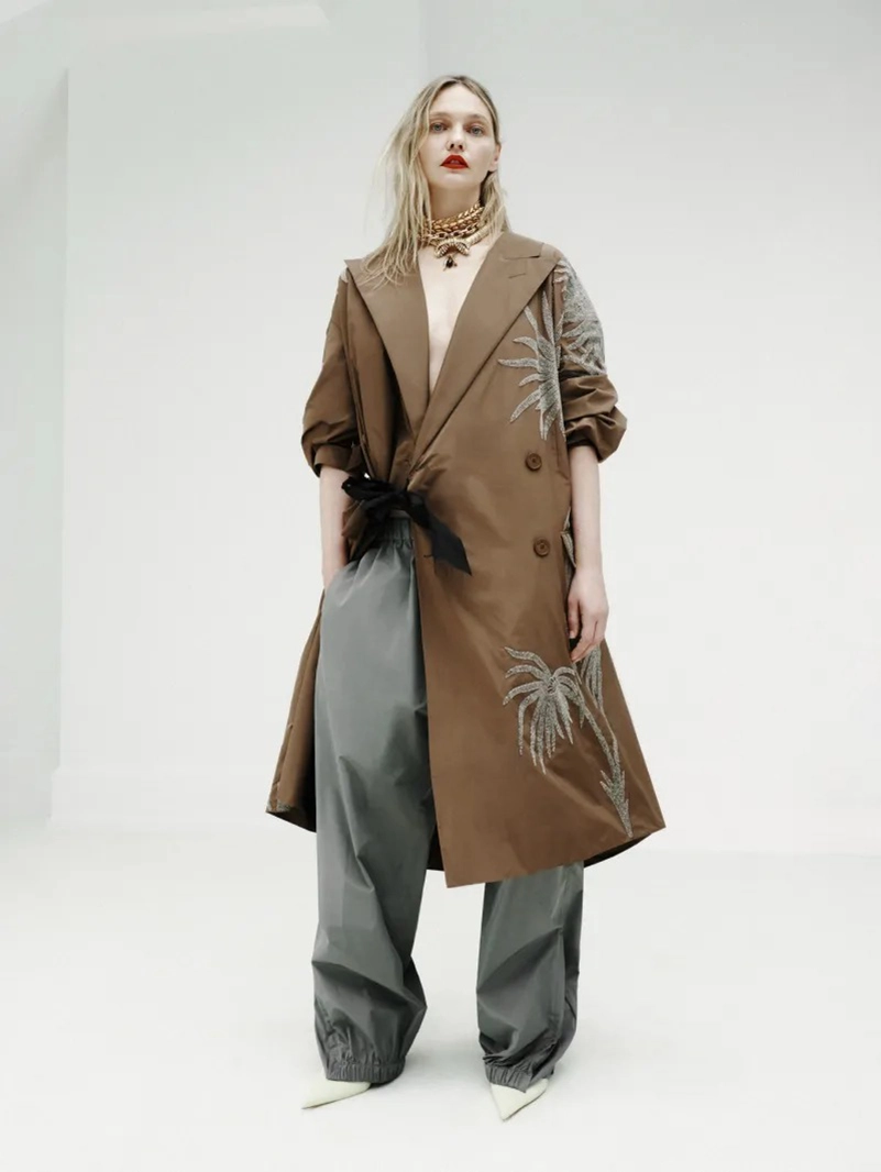 Balenciaga Resort 2027 Makes Hybrid Dressing The Main Event
