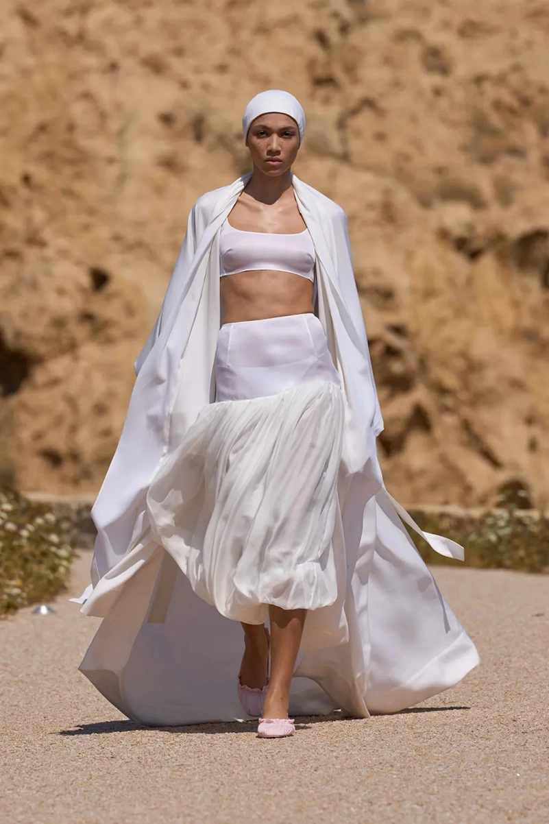 Jacquemus Spring 2027 Collection Brings The Sun Back To Fashion