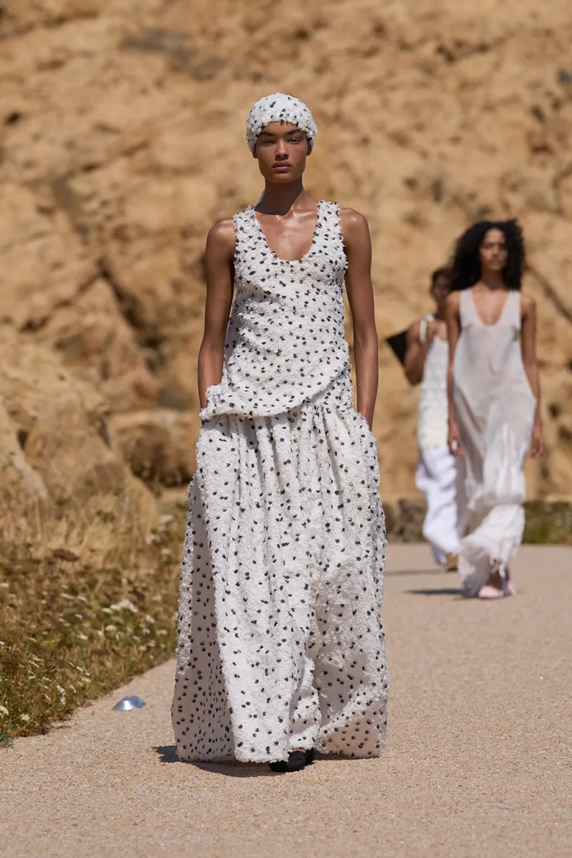 Jacquemus Spring 2027 Collection Brings The Sun Back To Fashion