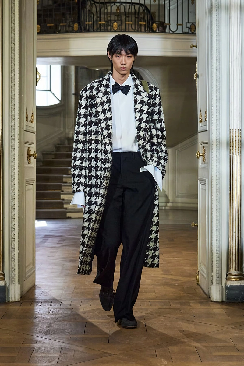 Dior Summer 2027 Men’s Show Makes Formalwear Look Like It Stayed Out All Night