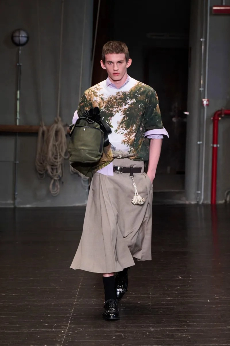 Simone Rocha Men’s Spring 2027 Gives Menswear A Romantic Lead