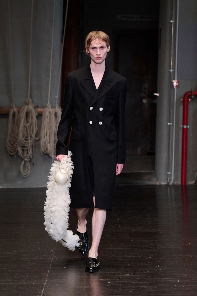 Simone Rocha Men’s Spring 2027 Gives Menswear A Romantic Lead
