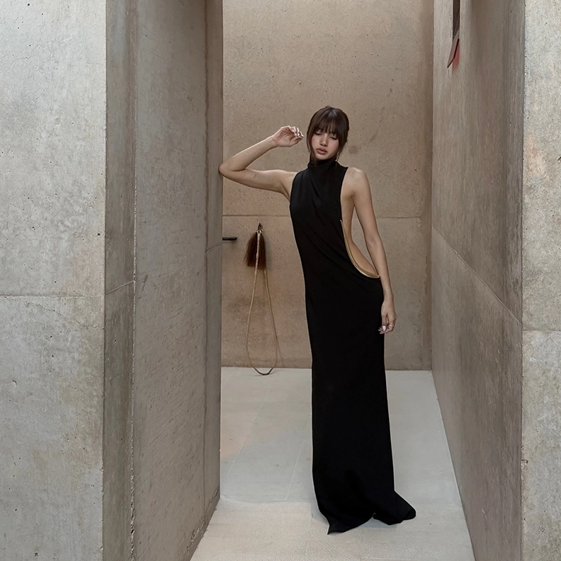 Lisa Just Made This Revolve Los Angeles Lbd The Dress To Watch - Get The Look