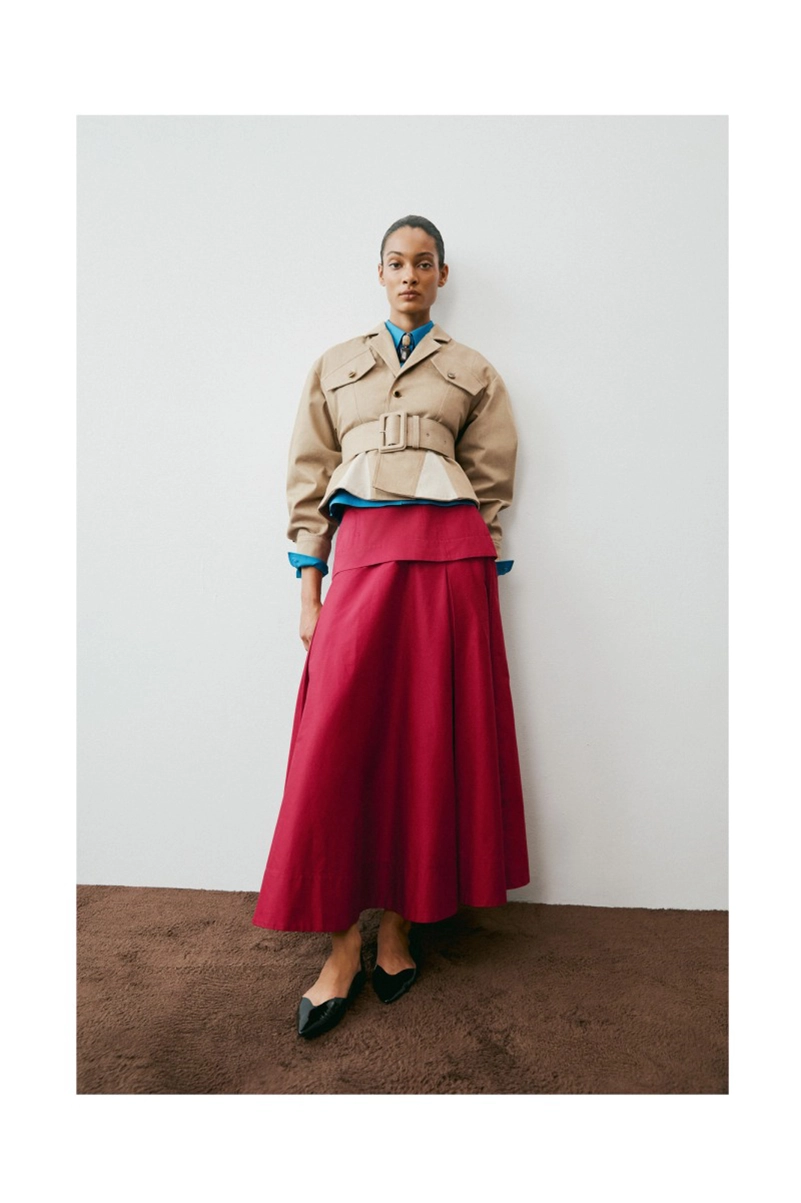 Amir Taghi Resort 2027 Brings Structure, Plissé, And Heritage Into Focus