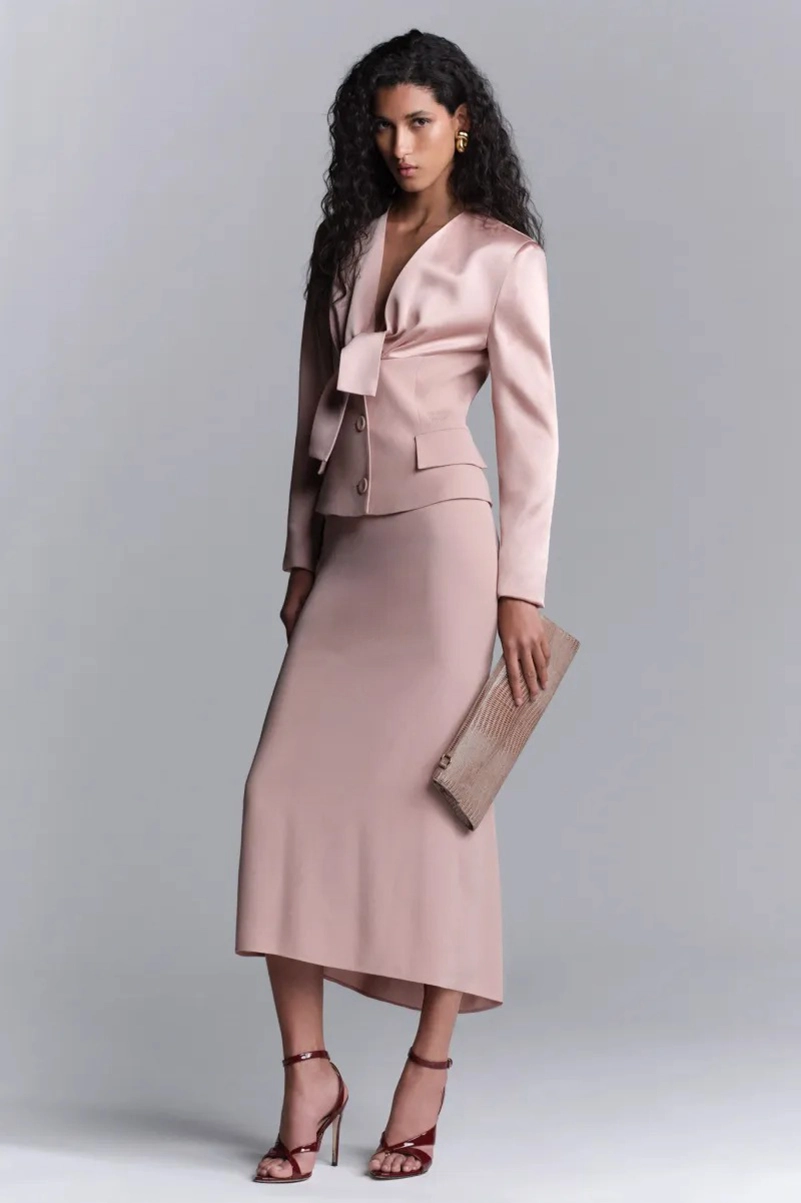 Elie Saab Resort 2027 Turns Green Into Polished Glamour