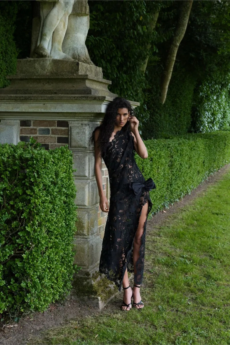 Elie Saab Resort 2027 Turns Green Into Polished Glamour