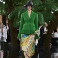 Dior Fall Winter 2026-2027 Haute Couture Turns Lynda Benglis Art Into Runway Form