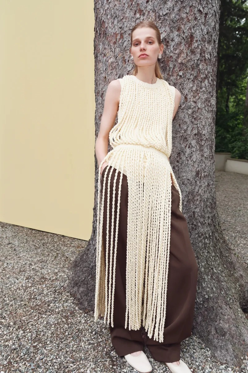 Simkhai Resort 2027 Lets The Materials Do The Talking