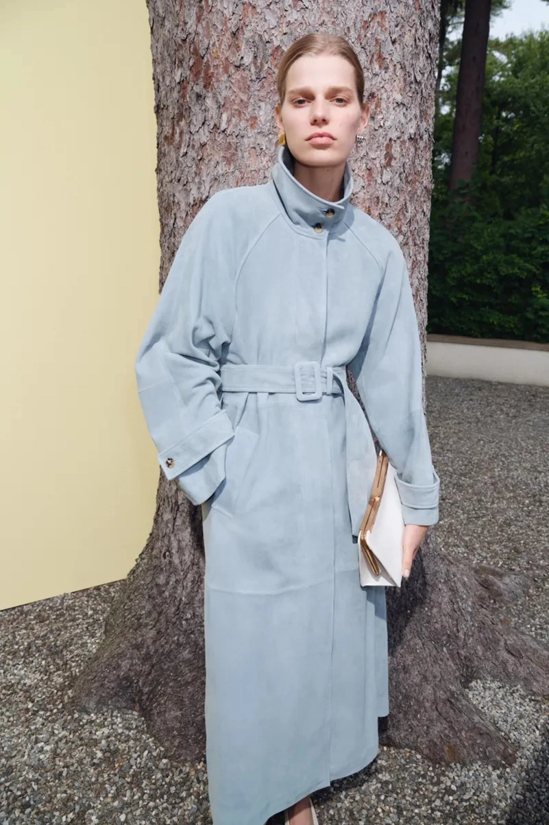 Simkhai Resort 2027 Lets The Materials Do The Talking