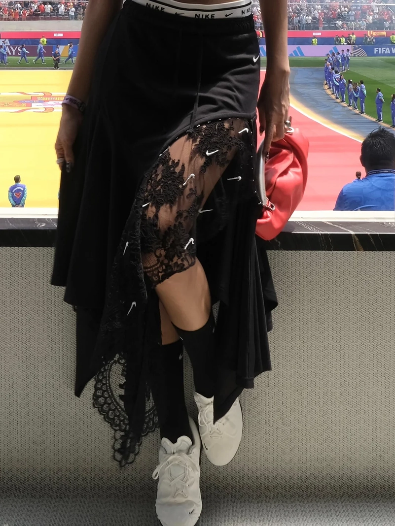 Lisa's Custom Nike Fit Turns Football Style Into A Fashion Moment