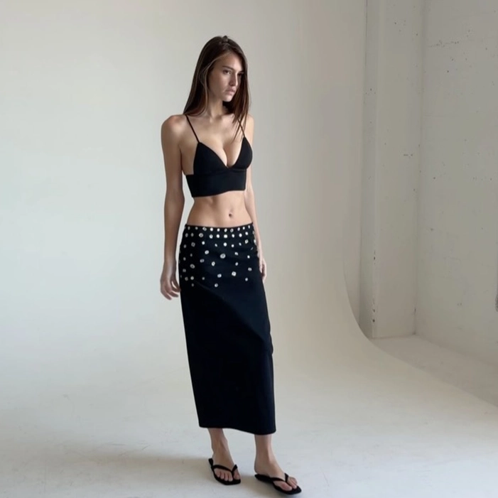 Anonie Gives New York Dressing A Dark Feminine Fit Check