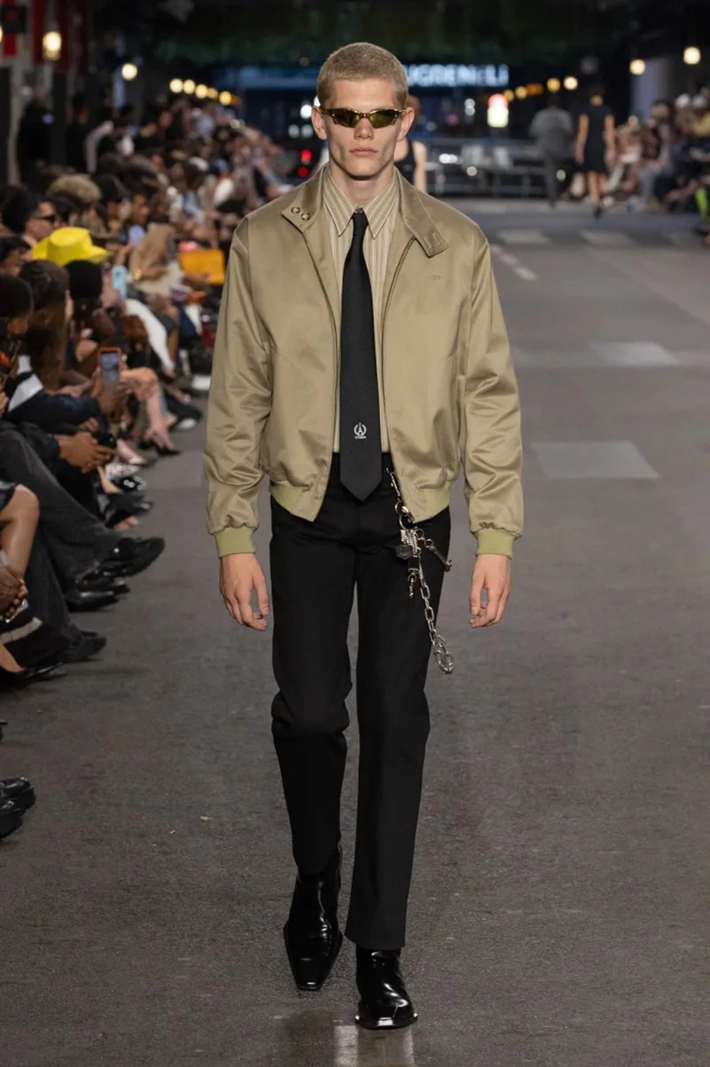 Vetements Spring 2027 Reworks The Everyday Wardrobe
