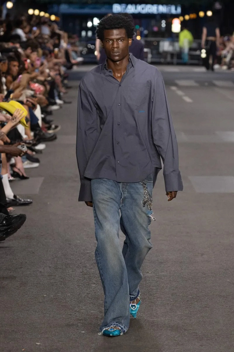 Vetements Spring 2027 Reworks The Everyday Wardrobe