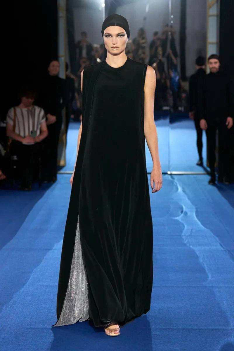 Alexis Mabille Fall 2026 Couture Brings The Hidden Details To The Surface
