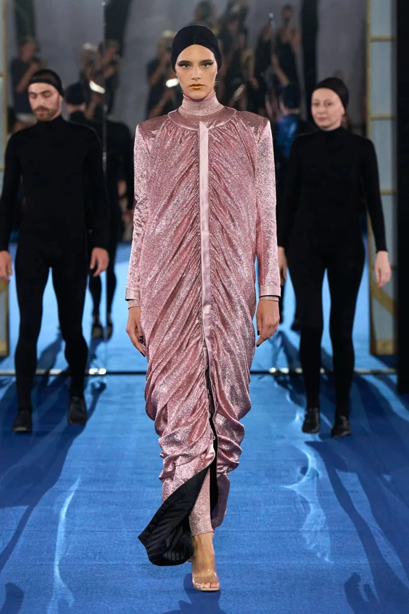 Alexis Mabille Fall 2026 Couture Brings The Hidden Details To The Surface