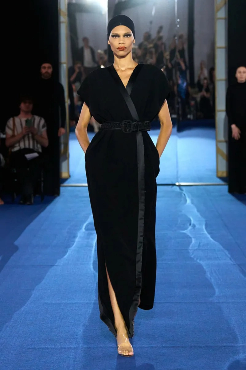 Alexis Mabille Fall 2026 Couture Brings The Hidden Details To The Surface