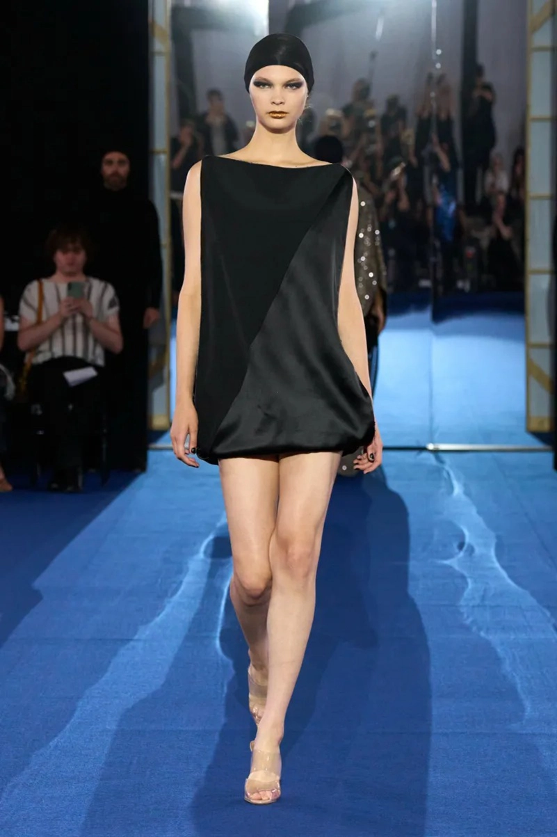 Alexis Mabille Fall 2026 Couture Brings The Hidden Details To The Surface