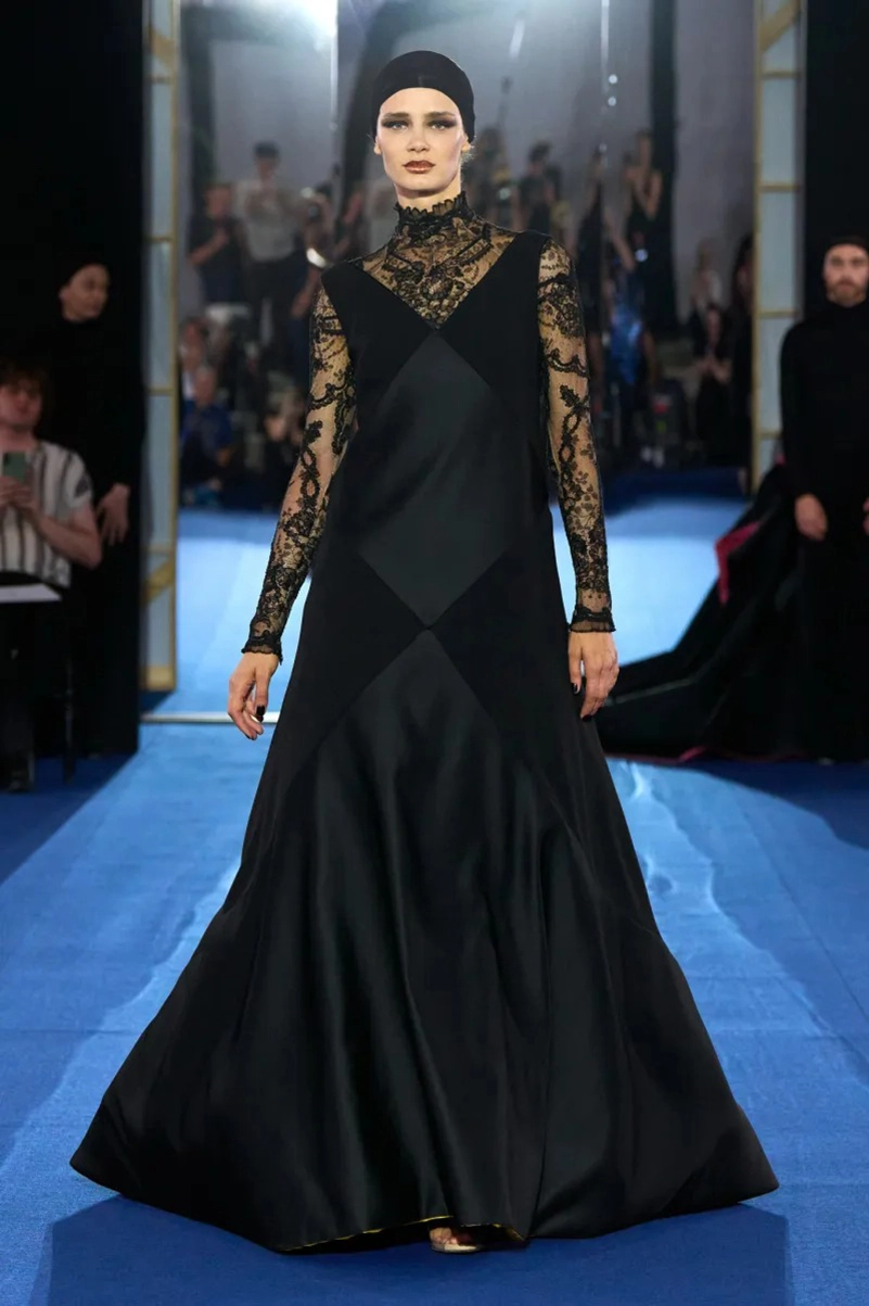Alexis Mabille Fall 2026 Couture Brings The Hidden Details To The Surface