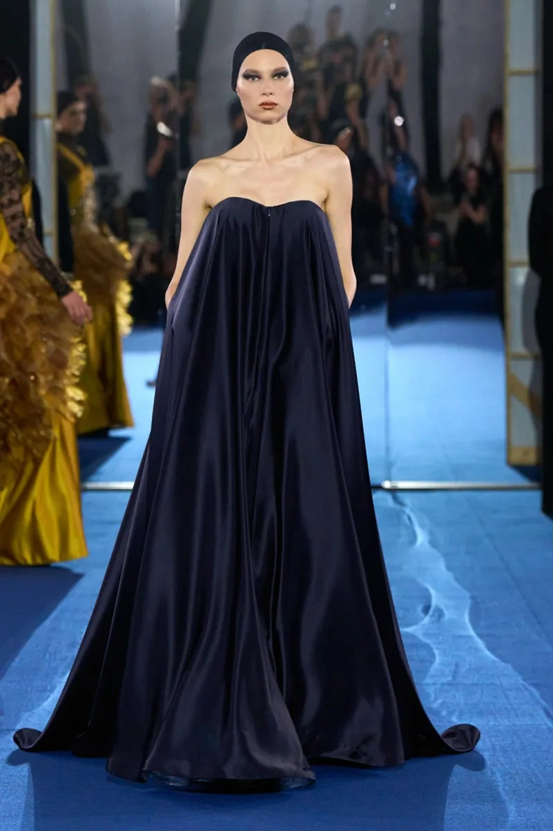 Alexis Mabille Fall 2026 Couture Brings The Hidden Details To The Surface